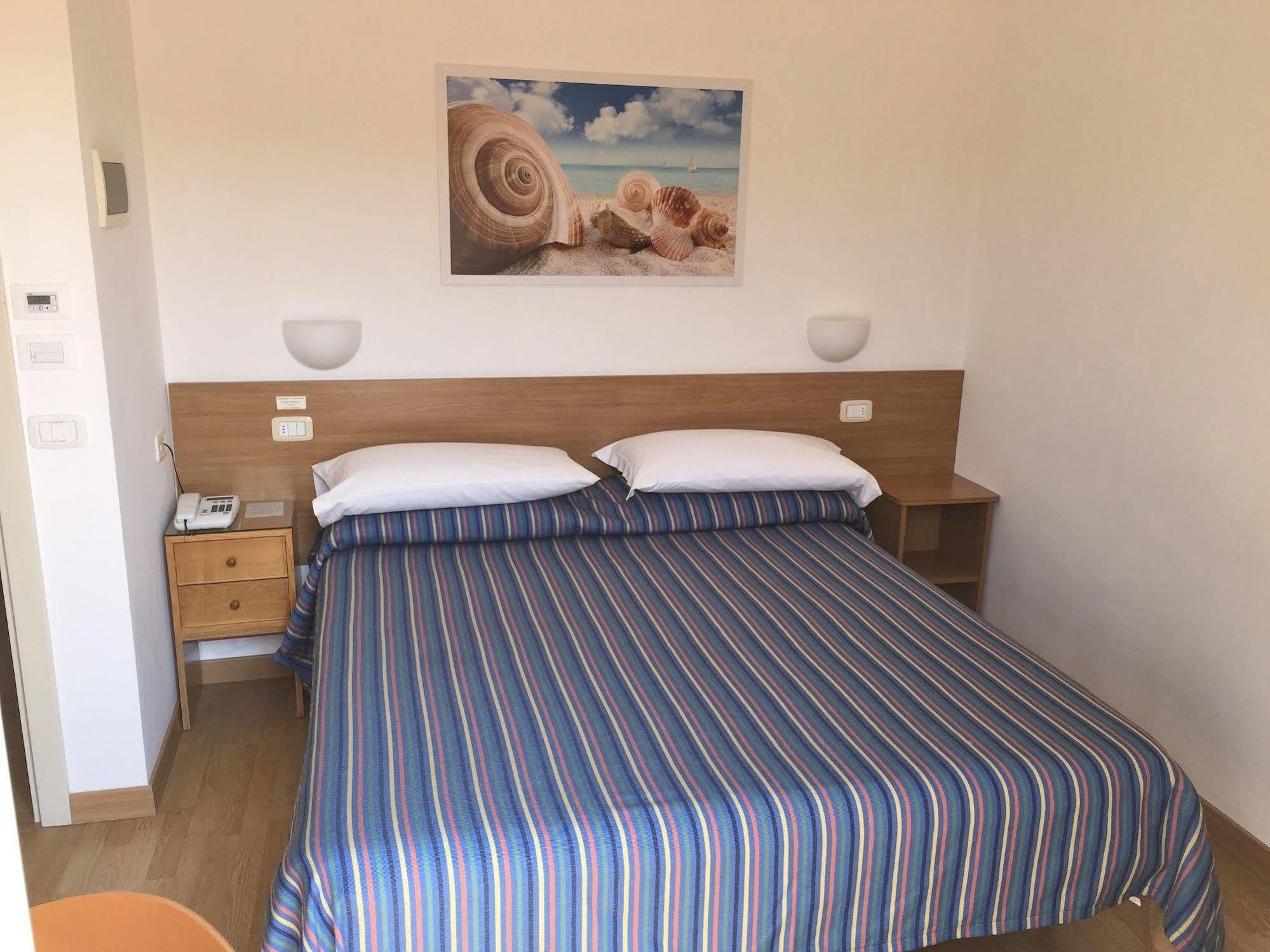 Hotel Mayor Sperlonga Esterno foto