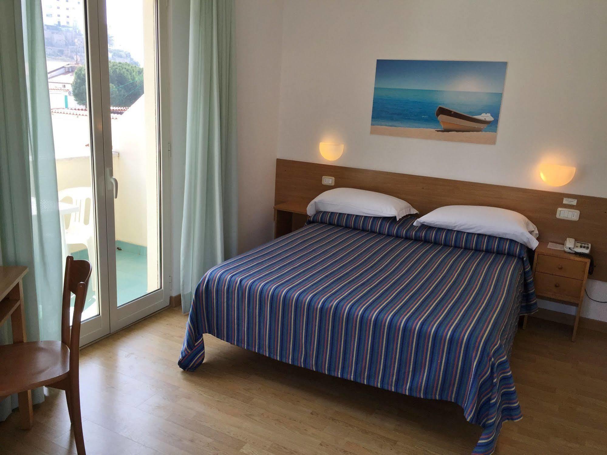 Hotel Mayor Sperlonga Esterno foto