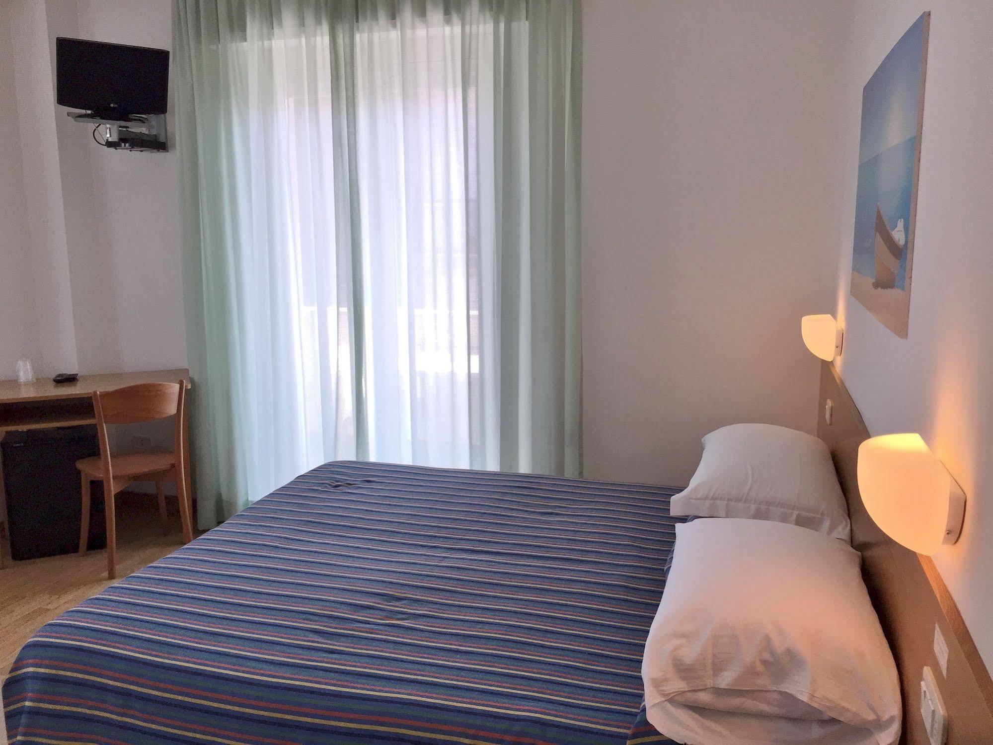 Hotel Mayor Sperlonga Esterno foto
